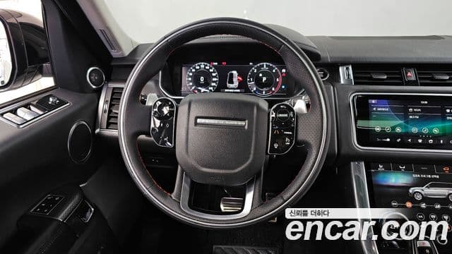 Land Rover Range Rover Sport 2018 — ფოტო 13/19