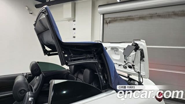 Mercedes-Benz E-Class 2021 — ფოტო 18/20
