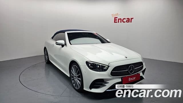 Mercedes-Benz E-Class 2021 — ფოტო 20/20