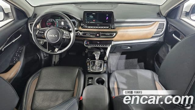 Kia Seltos 2022 — Şəkil 7/20