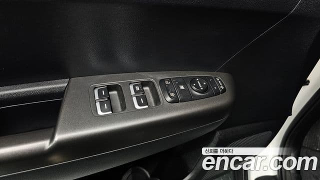 Kia Sportage The Bold 2021 — Şəkil 17/20