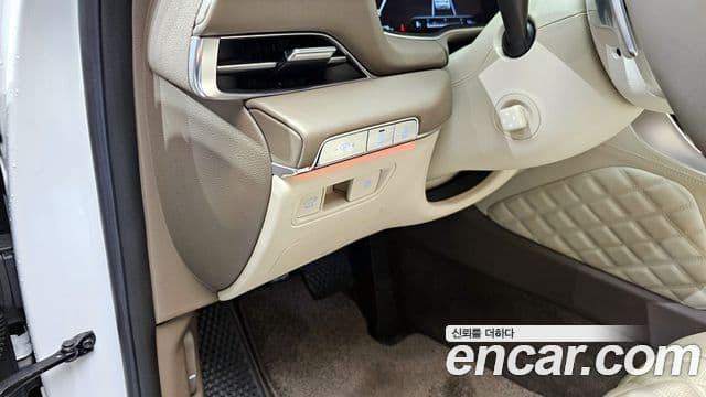 Genesis GV80 2023 — фото 14 из 20
