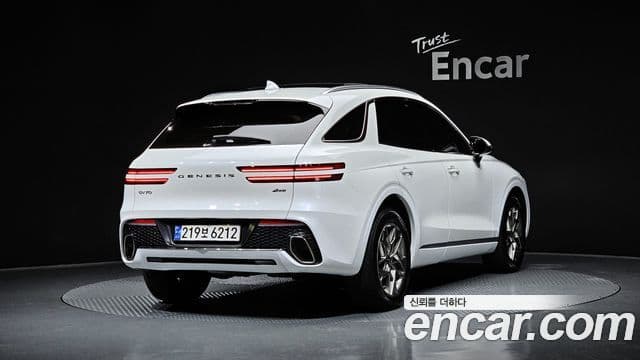 Genesis GV70 2023 — ფოტო 2/20