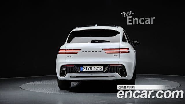 Genesis GV70 2023 — ფოტო 4/20