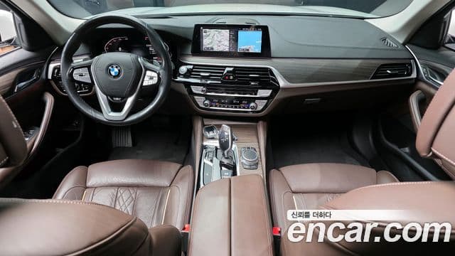 BMW 5 Series 2020 — Şəkil 7/20