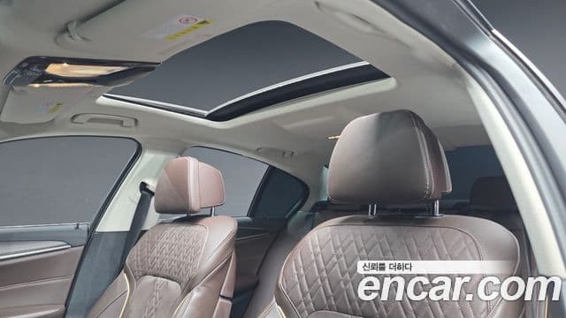 BMW 5 Series 2020 — Şəkil 19/20