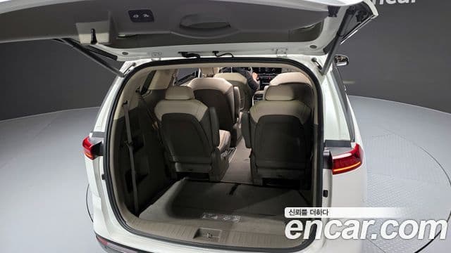 Kia Carnival 2021 — Şəkil 20/20