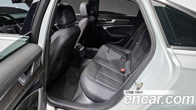 Audi A6 2022 — Şəkil 12/20