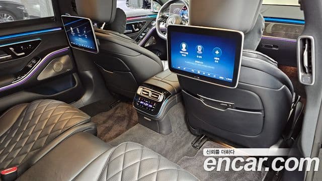 Mercedes-Benz S-Class 2023 — ფოტო 18/20