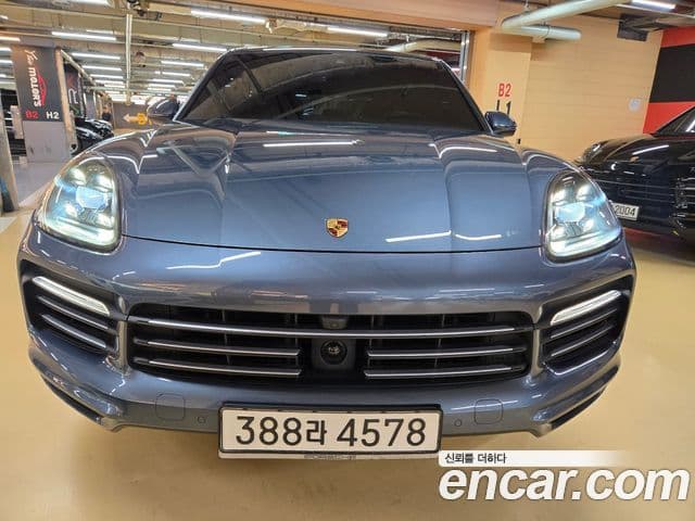 Porsche Cayenne 2020 — Photo 12/20