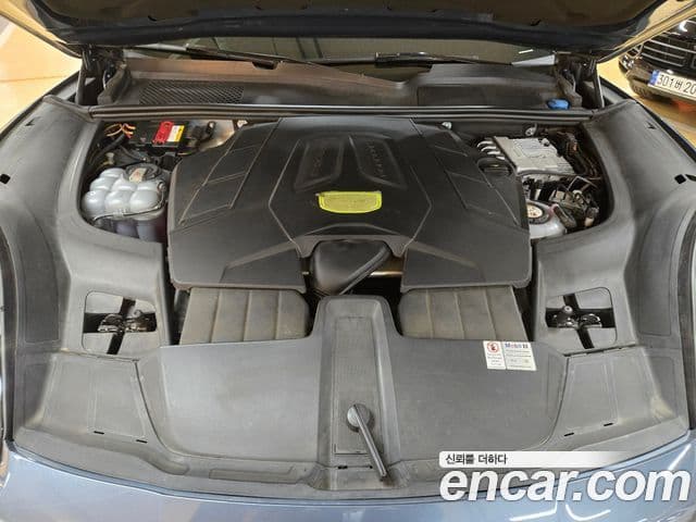 Porsche Cayenne 2020 — Photo 10/20