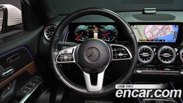 Mercedes-Benz GLB-Class 2021 — Photo 20/20
