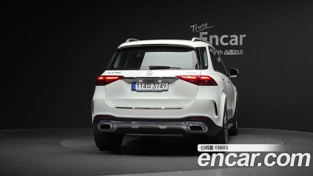 Mercedes-Benz GLE-Class 2025 — Photo 16/20