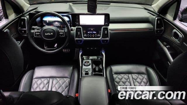 Kia Sorento 2023 — ფოტო 7/20