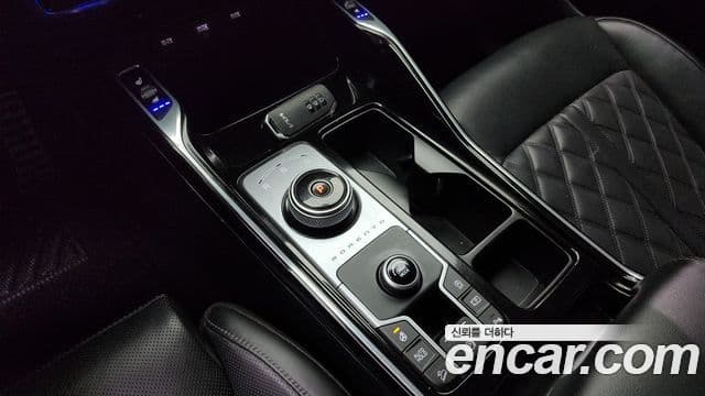 Kia Sorento 2023 — ფოტო 9/20