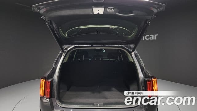 Kia Sorento 2023 — ფოტო 20/20