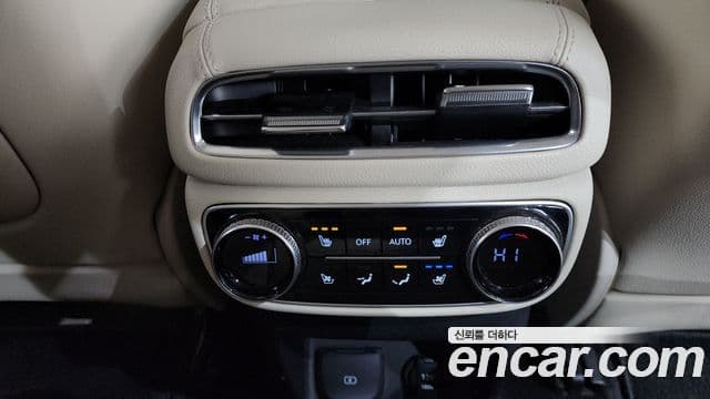 Genesis GV80 2021 — Şəkil 19/20