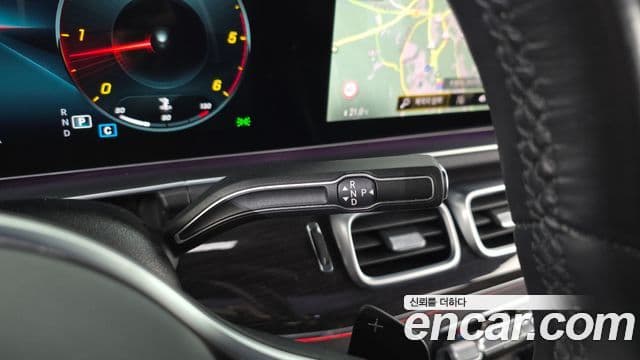 Mercedes-Benz GLE-Class 2021 — Фото 9/20