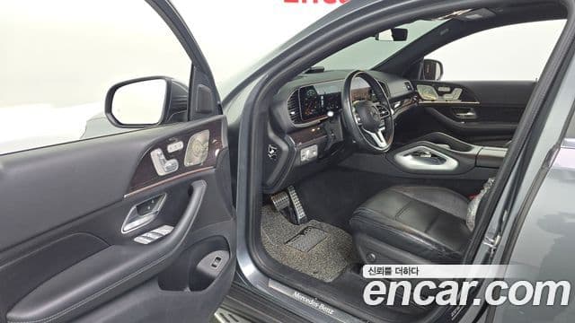 Mercedes-Benz GLE-Class 2021 — Фото 10/20