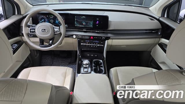 Kia Carnival 2021 — ფოტო 11/20