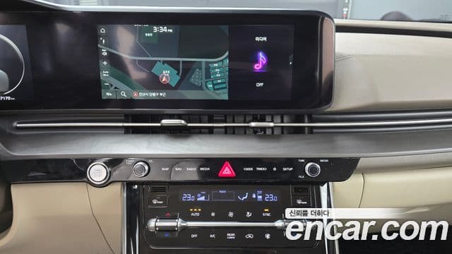 Kia Carnival 2021 — ფოტო 20/20