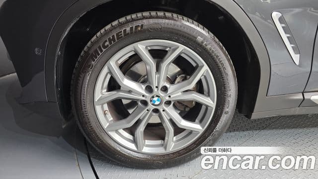 BMW X4 2020 — ფოტო 4/20