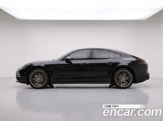 Porsche Panamera 2022 — Şəkil 10/20