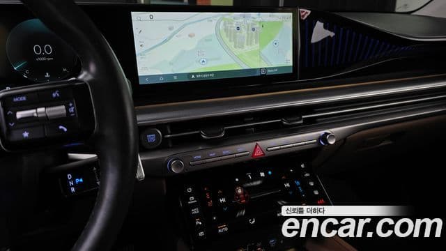 Hyundai Grandeur Hybrid 2023 — ფოტო 15/20