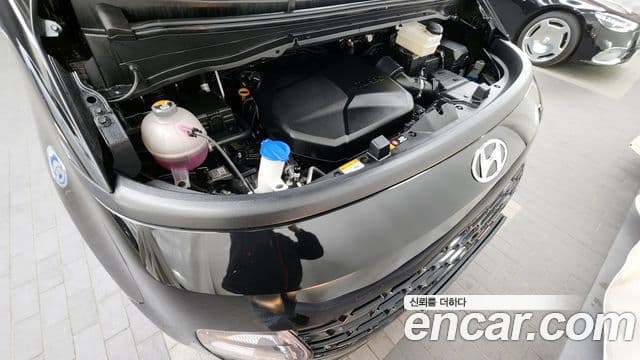 Hyundai Staria 2021 — фото 6 из 20