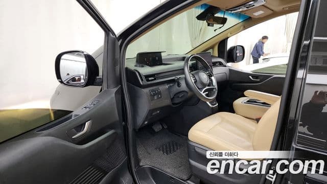 Hyundai Staria 2021 — Şəkil 10/20