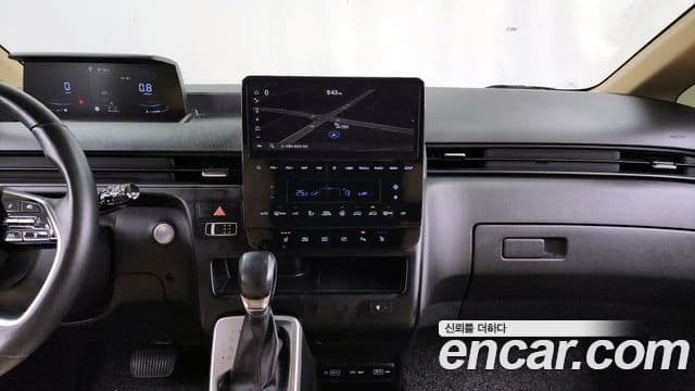 Hyundai Staria 2021 — Şəkil 14/20