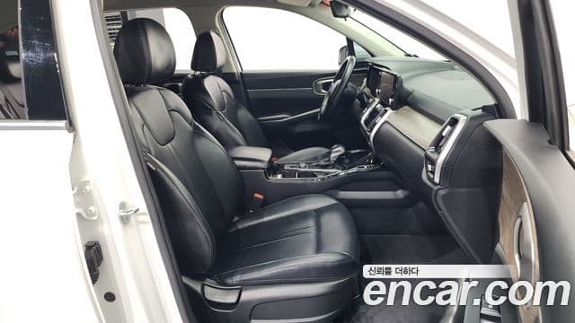 Kia Sorento 2021 — Фото 11/20