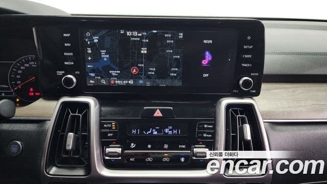 Kia Sorento 2021 — Фото 14/20