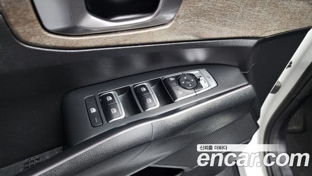 Kia Sorento 2021 — Фото 17/20
