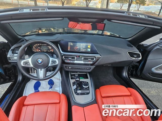 BMW Z4 2024 — Photo 9/20