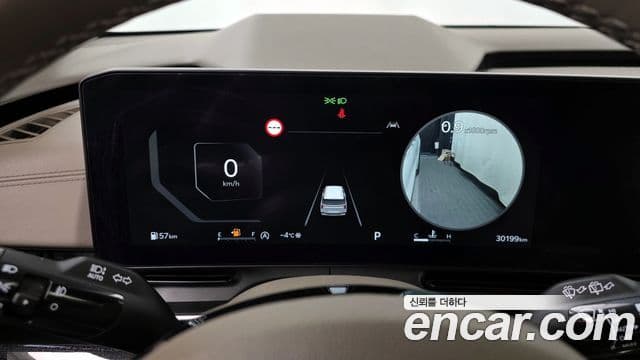 Kia Carnival 2024 — Фото 8/20