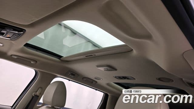 Kia Carnival 2024 — Фото 18/20