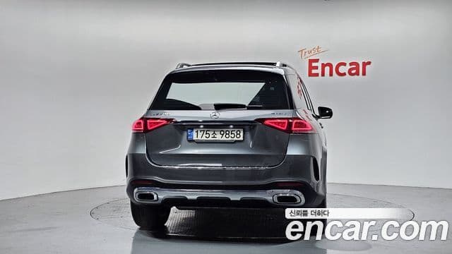 Mercedes-Benz GLE-Class 2021 — фото 4 из 20