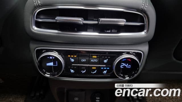 Genesis GV80 2022 — Şəkil 19/20