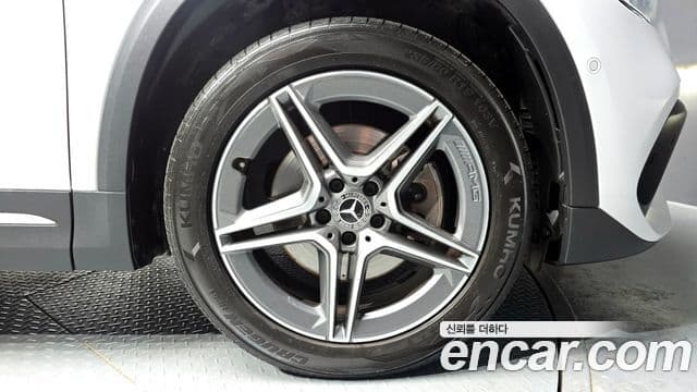 Mercedes-Benz GLA-Class 2020 — ფოტო 5/20