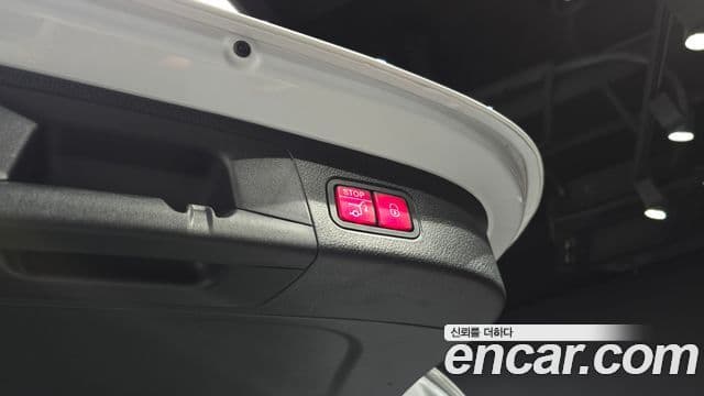 Mercedes-Benz GLA-Class 2020 — Photo 18/20