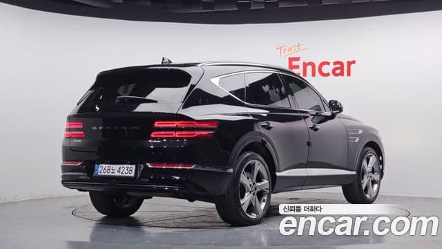 Genesis GV80 2020 — ფოტო 4/20