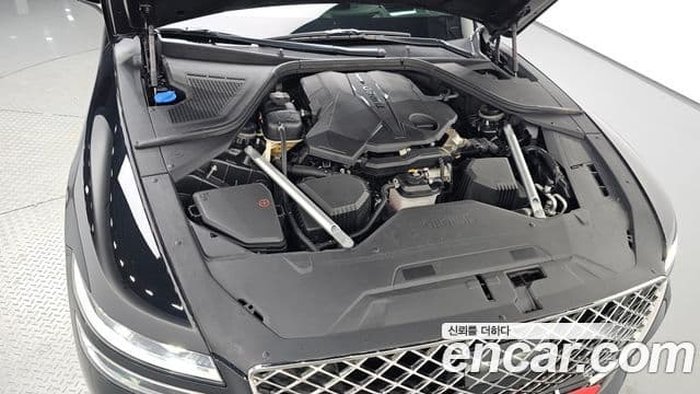 Genesis Electrified G80 2022 — фото 6 из 20