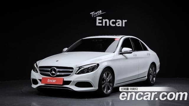 Mercedes-Benz C-Class 2018 — Şəkil 20/20