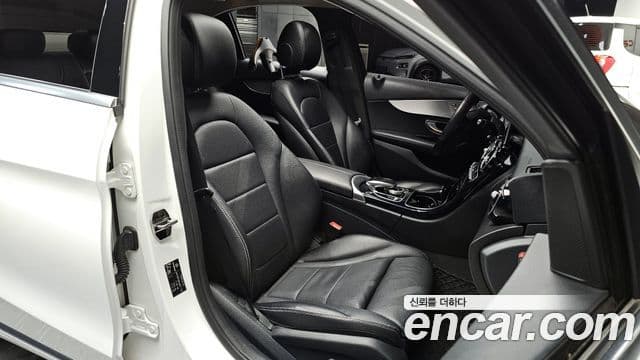 Mercedes-Benz C-Class 2018 — Şəkil 2/20