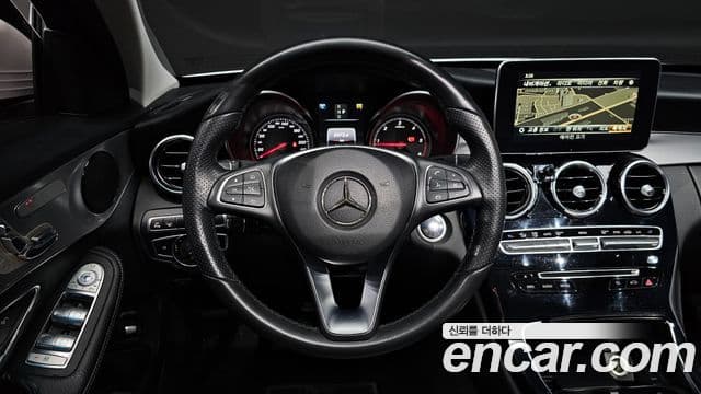 Mercedes-Benz C-Class 2018 — Şəkil 7/20