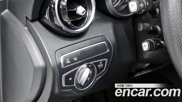 Mercedes-Benz C-Class 2018 — Şəkil 3/20