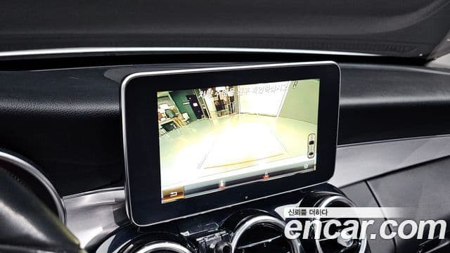 Mercedes-Benz C-Class 2018 — Şəkil 13/20