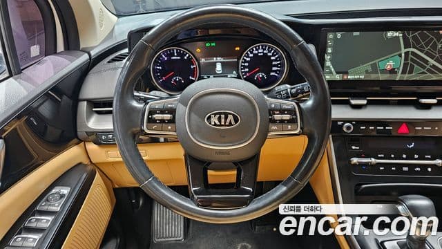 Kia Carnival 2021 — Şəkil 13/20