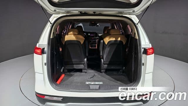 Kia Carnival 2021 — Şəkil 20/20